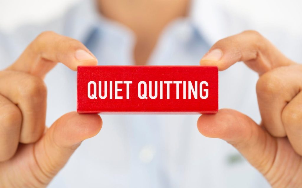 what-is-quiet-quitting-alexander-clark-printing